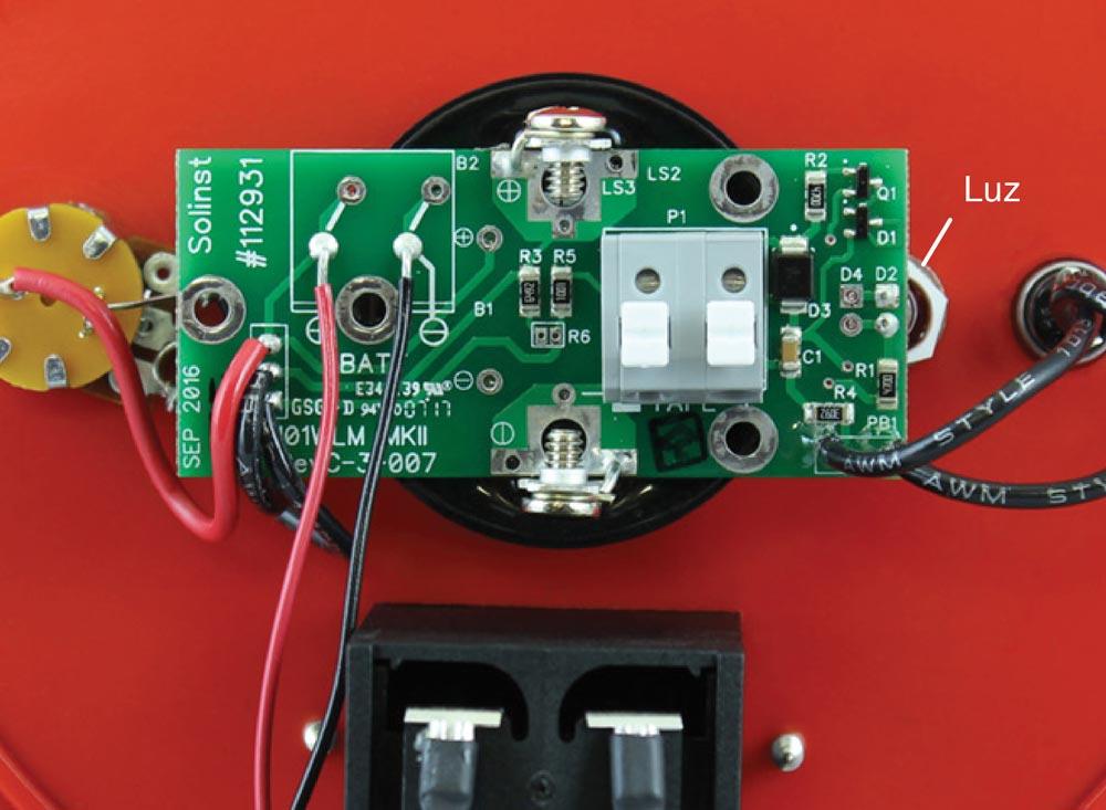 Reemplazo de la cubierta frontal del medidor del nivel de agua 101