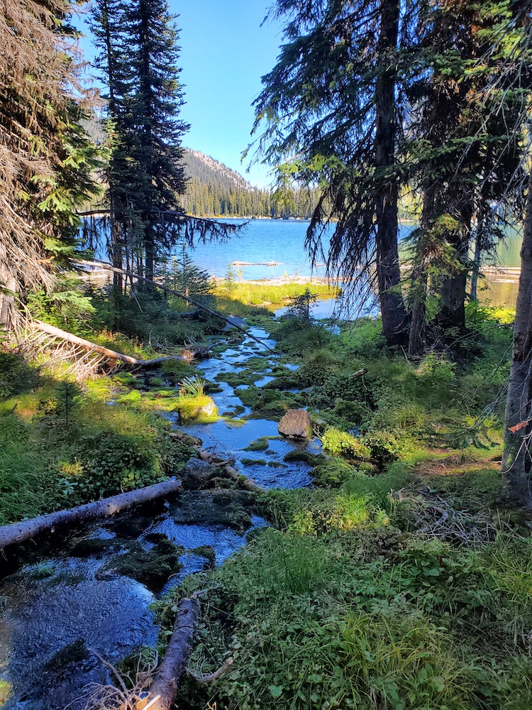 upper fletcher alpine lake