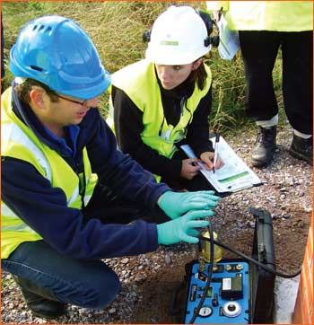 solinst bladder pump groundwater sampling pumps image