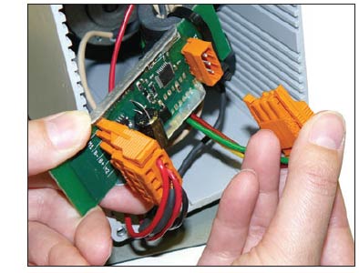 plugging in solinst mk3 potentiometer to control board