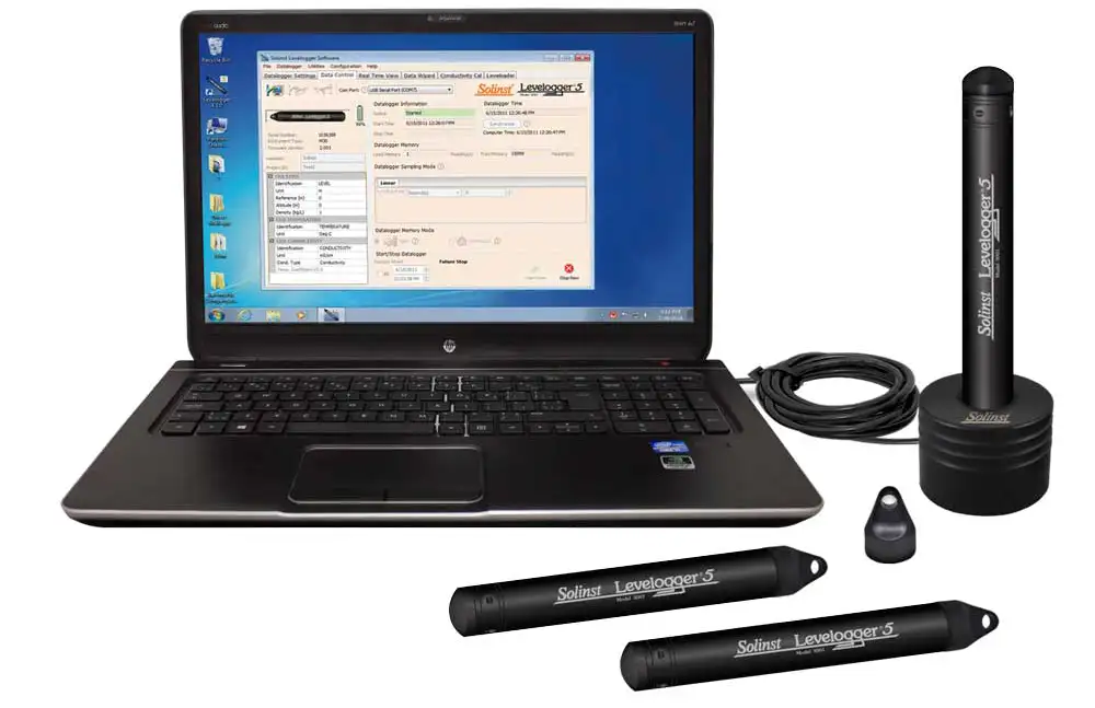 solinst levelogger connected to laptop using optical desktop reader