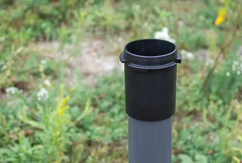 Rysunek 6 3 Montaż podstawy pokrywy odwiertu